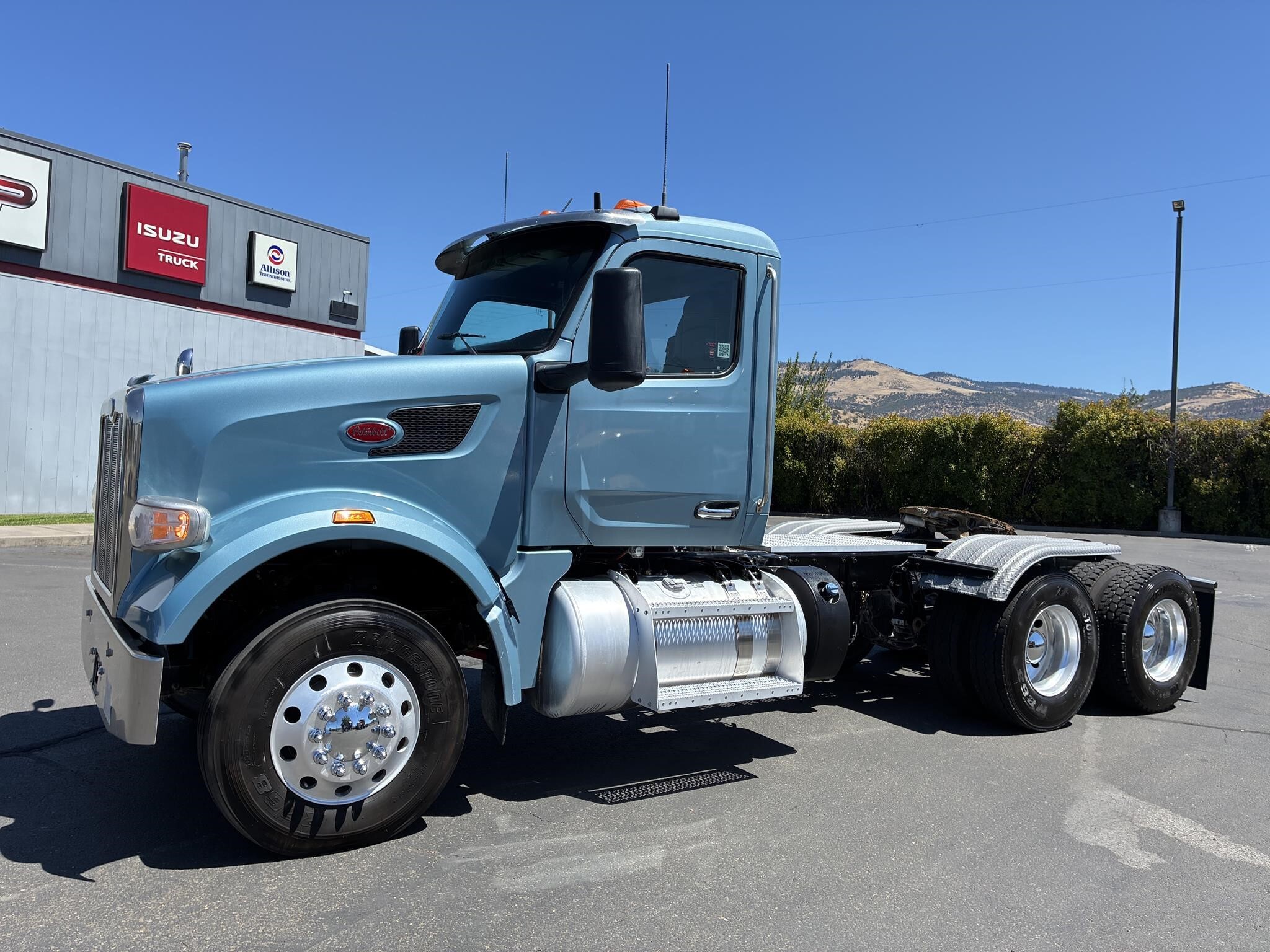 2023 PETERBILT 567 in Medford, OR