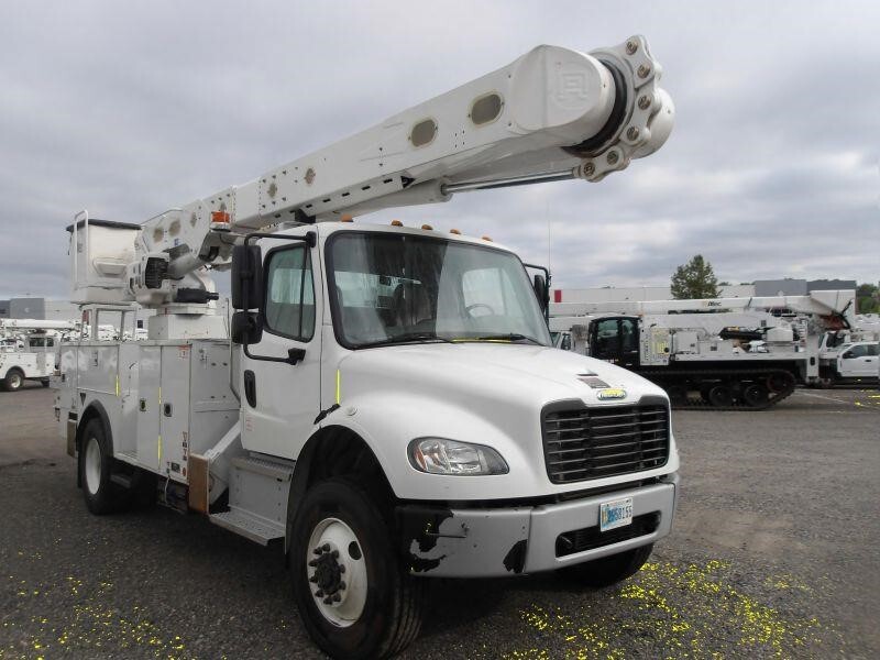 2020 FREIGHTLINER BUSINESS CLASS M2 106 in Portland, OR