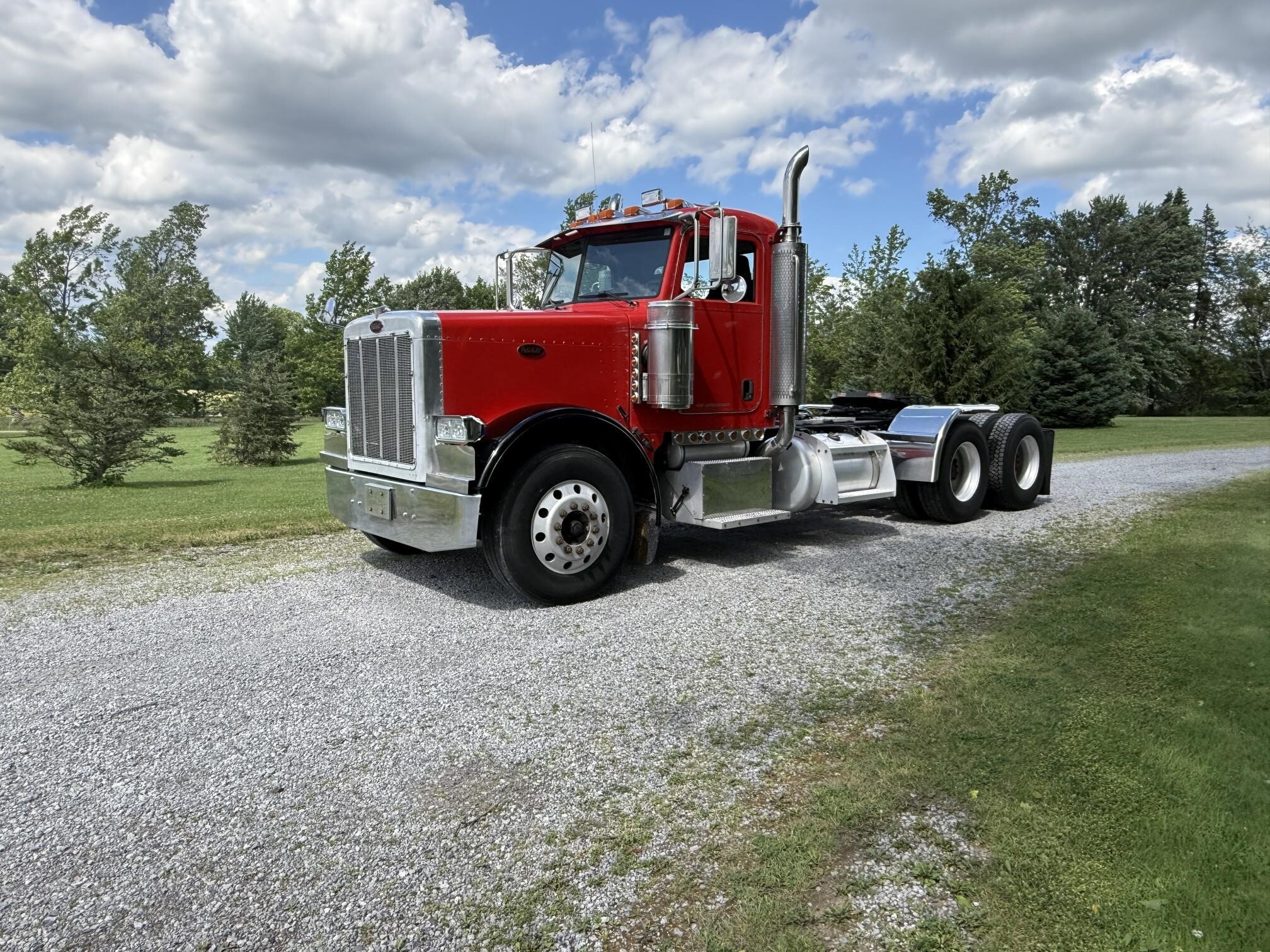 2005 PETERBILT 379 in Canton, OH