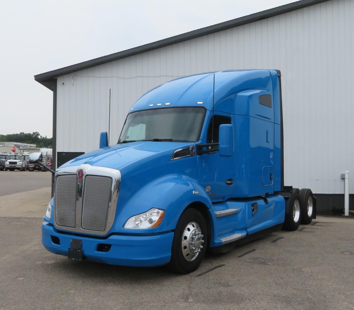 2022 KENWORTH T680 in Grand Rapids, MI