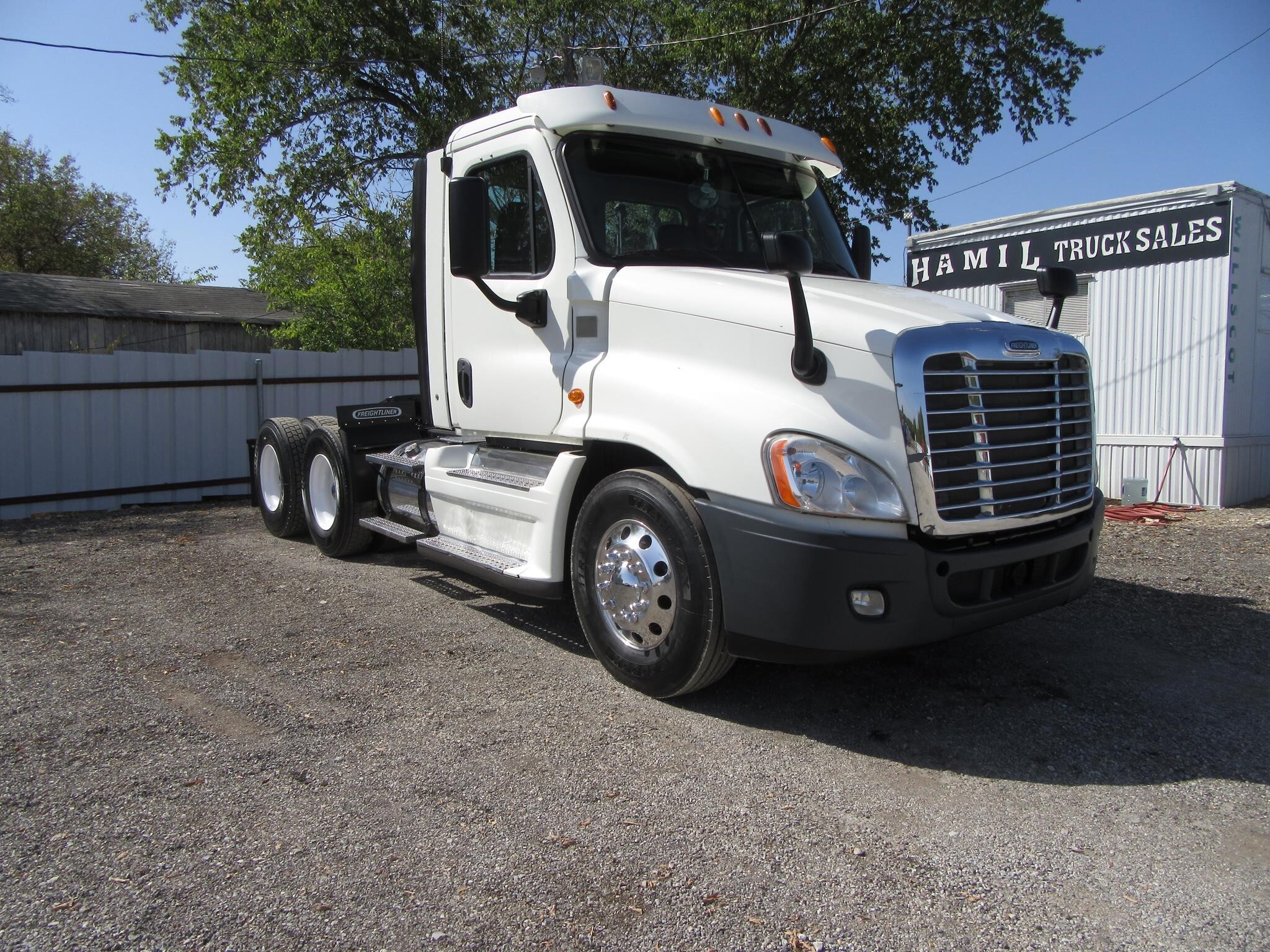 2013 FREIGHTLINER CASCADIA 125 in Fort Worth, TX