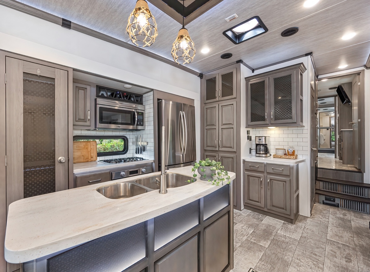2020 Keystone MONTANA 3931FB RV
