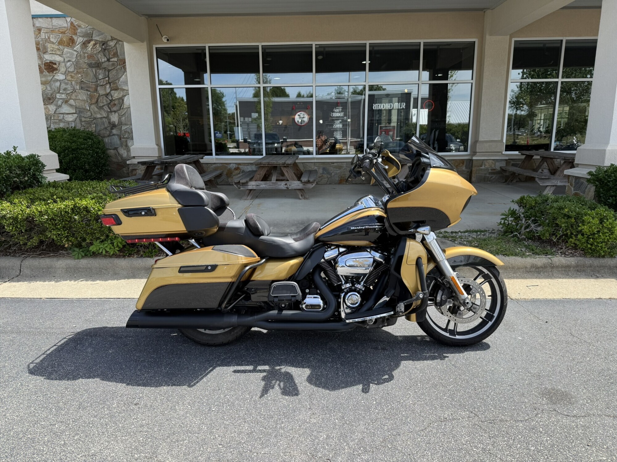 2017 Harley-Davidson Road Glide Ultra ULTRA in Rocky Mount, NC
