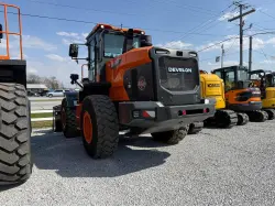 DEVELON DL250-7