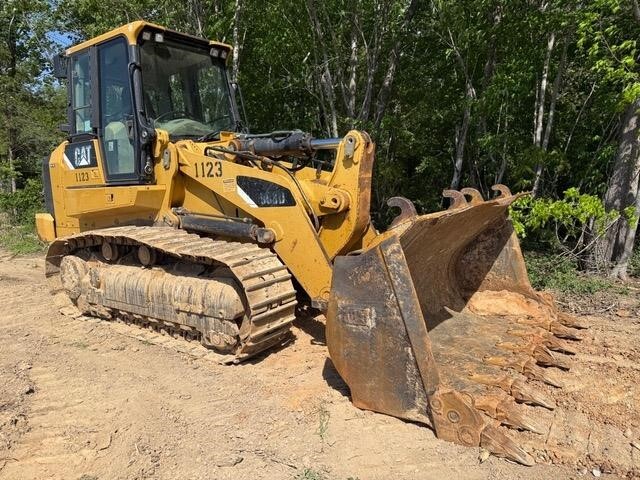 2008 CATERPILLAR 963D in Chantilly, VA