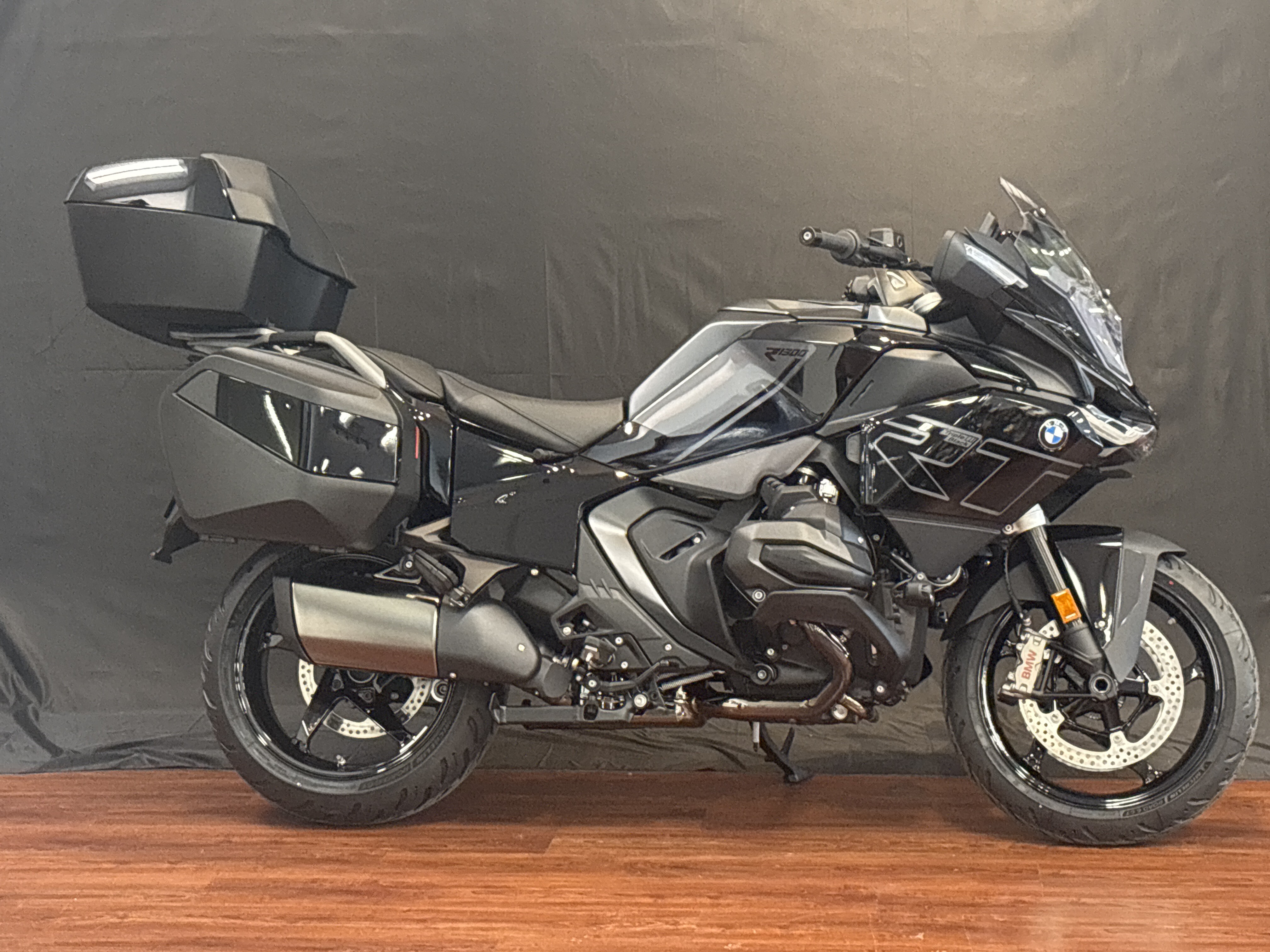 2026 BMW R 1300 RT in De Pere, WI