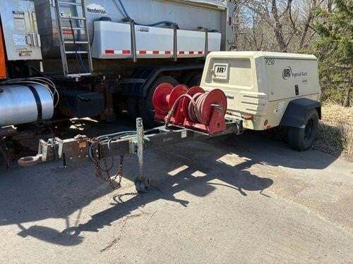 2011 INGERSOLL-RAND P250WJD in Caledonia, MN