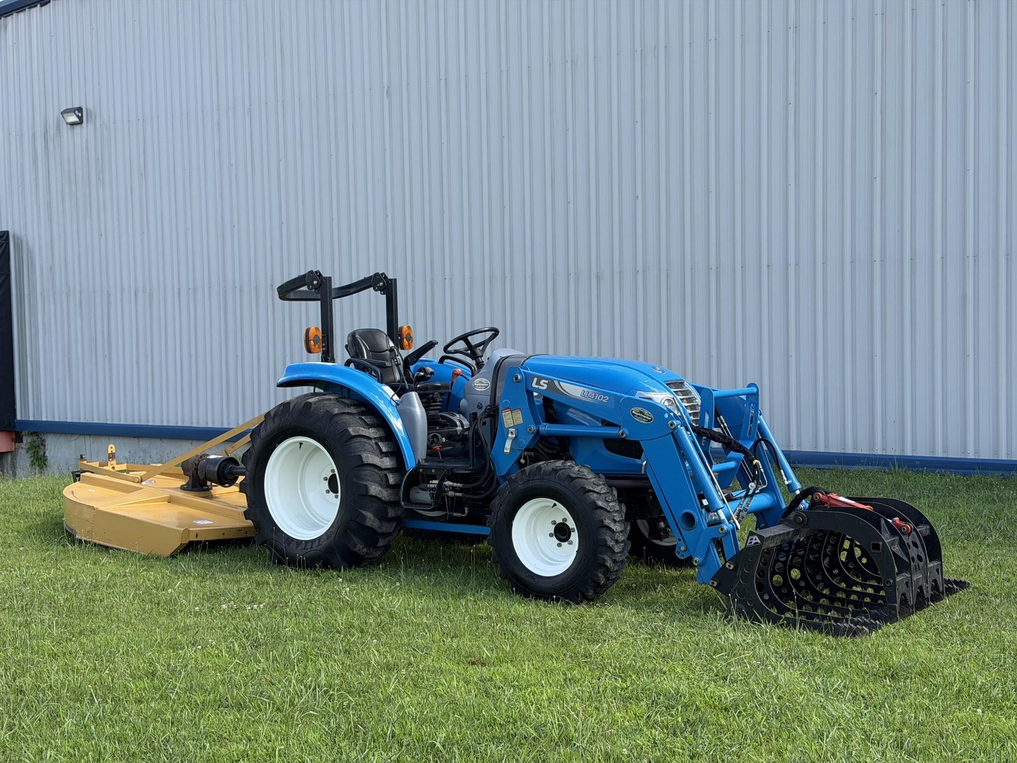 2019 LS XR4046 in Jamestown, TN