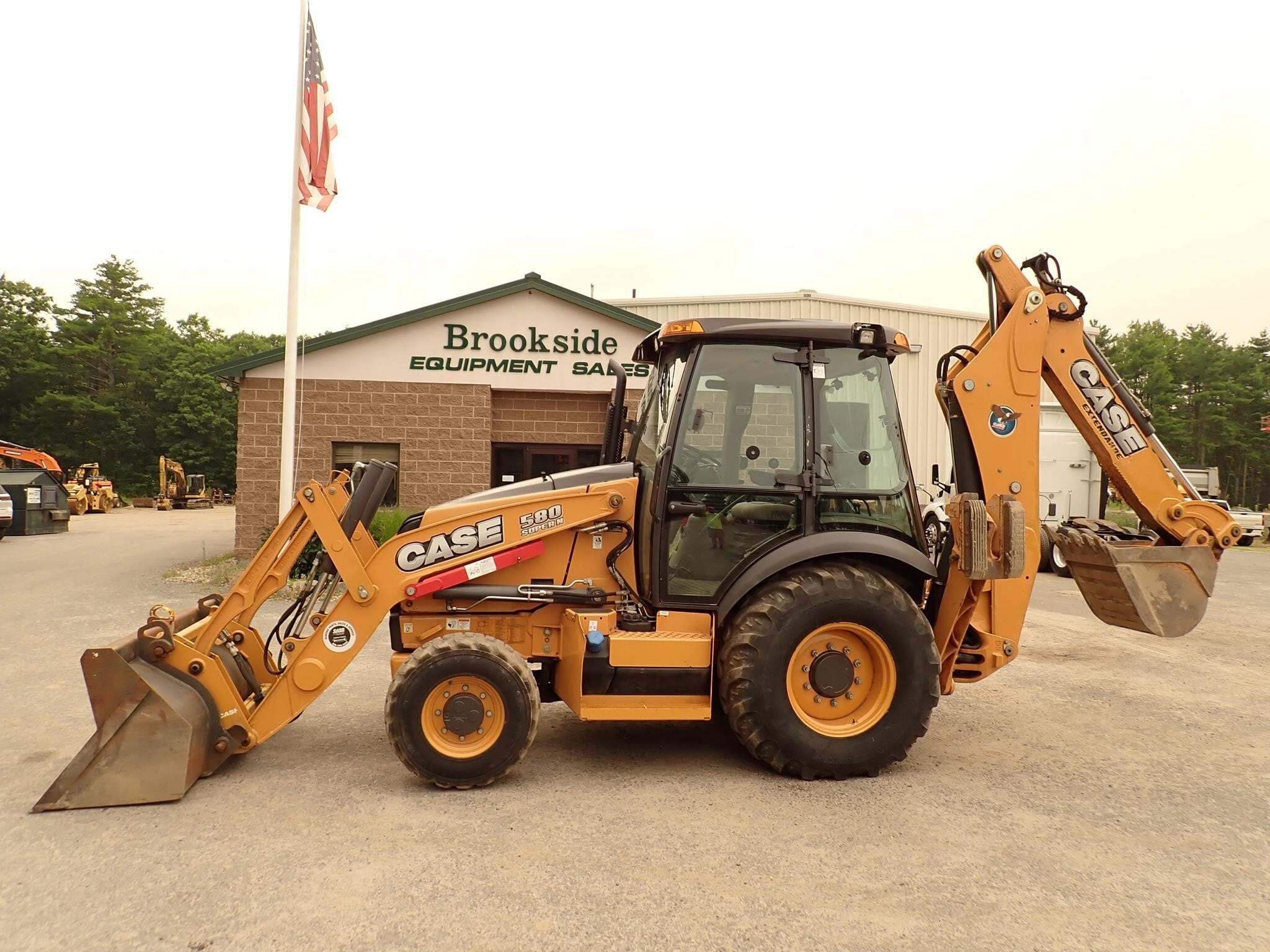 2016 CASE 580SN in Phillipston, MA