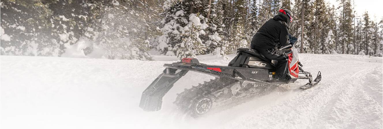 A photo of this 2027 Polaris 850 INDY XC 137 Indy Red 7S ES
