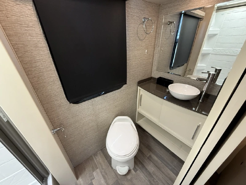 2020 TIFFIN MOTORHOMES WAYFARER 25 RW