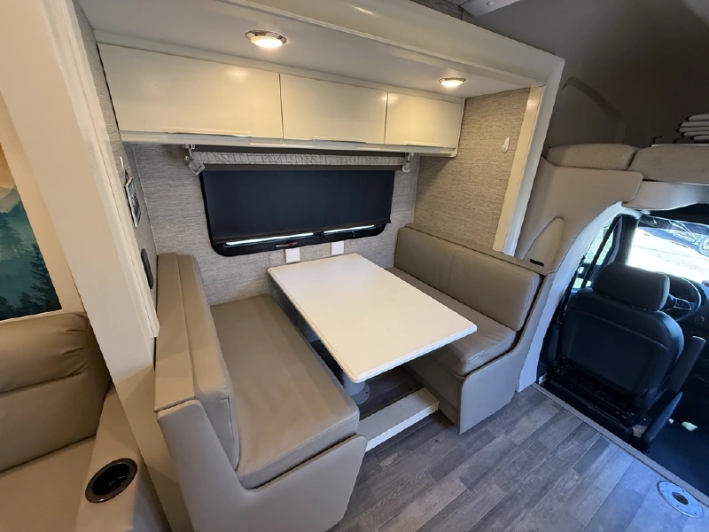 2020 TIFFIN MOTORHOMES WAYFARER 25 RW