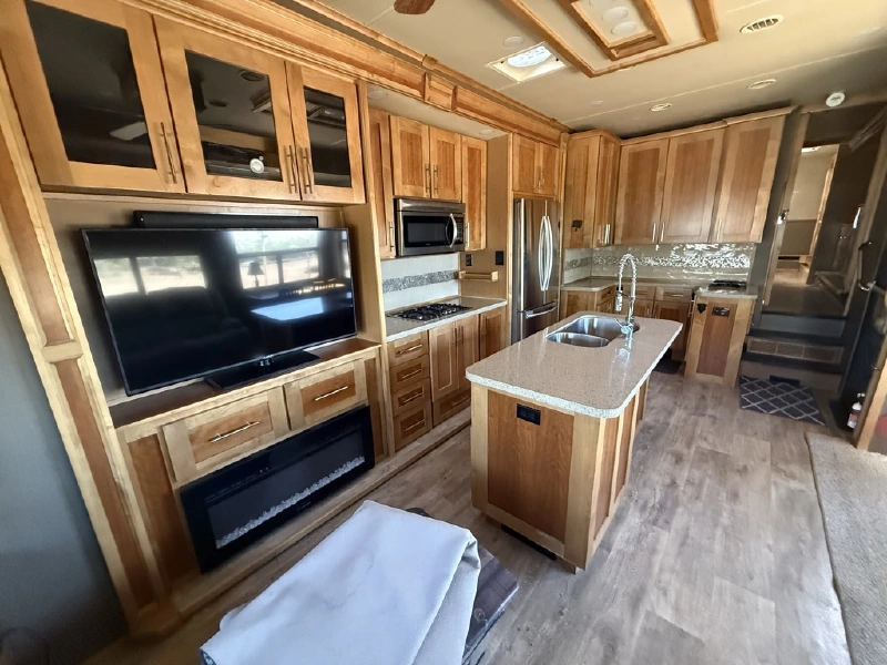 2018 VANLEIGH VILANO 370 GB