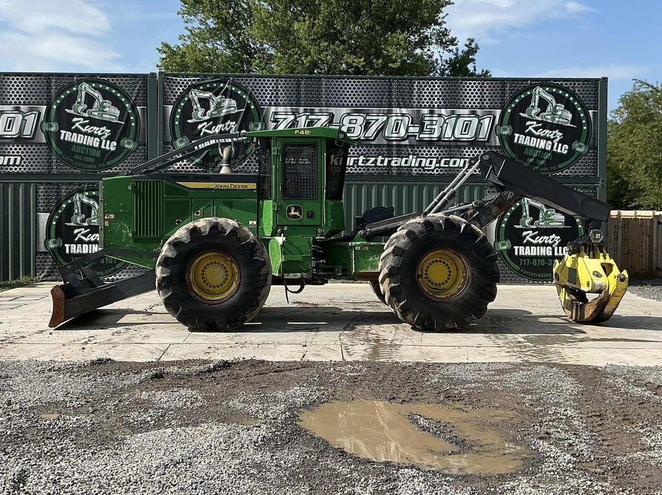 2023 DEERE 648L II in Littlestown, PA