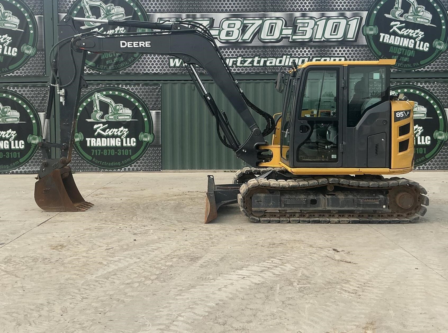2023 DEERE 85 P-TIER in Littlestown, PA
