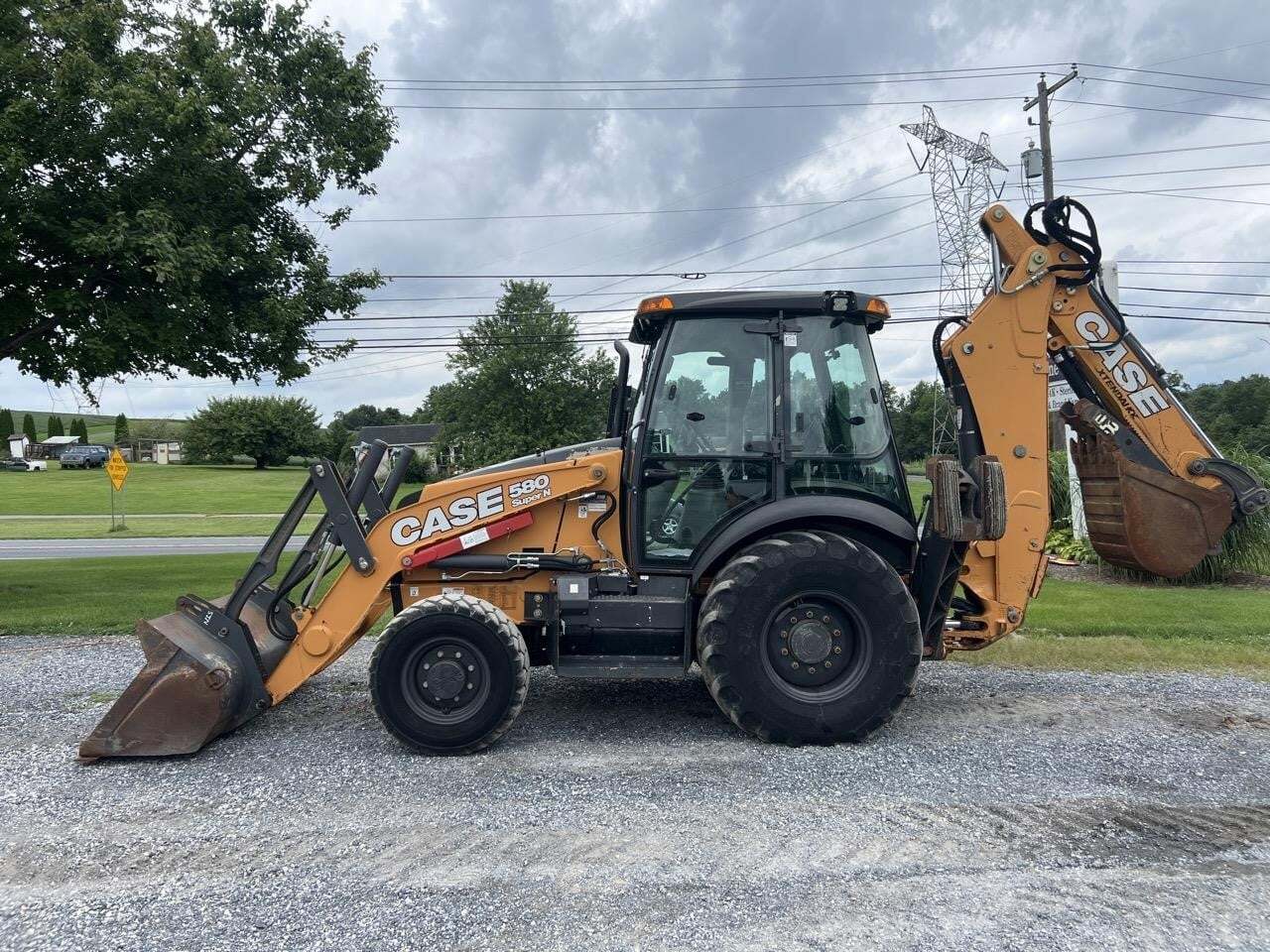 2018 CASE 580SN in Manheim, PA