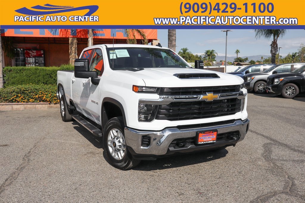 2024 Chevrolet Silverado 2500HD in Fontana, CA
