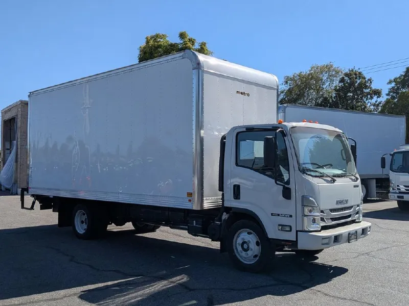 2026 ISUZU NRR