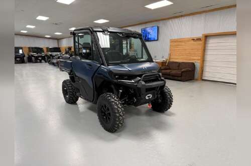 2026 Can-Am Defender XT CAB HD11 in frontenac KS