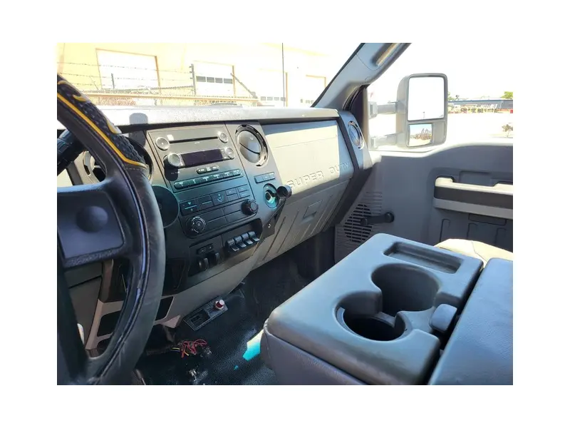 2013 FORD F550