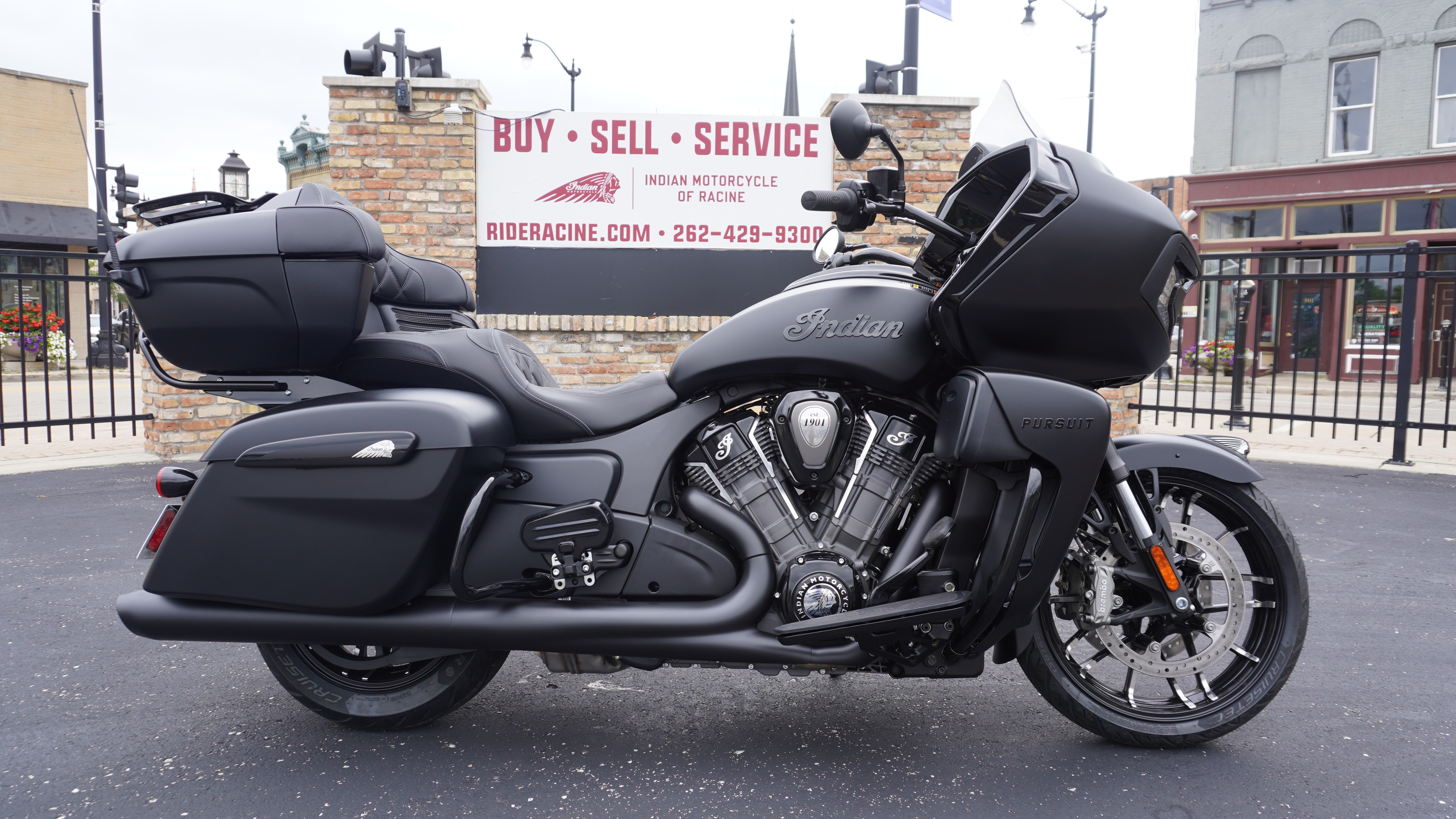 2026 Indian Motorcycle Pursuit® Dark Horse® DARK HORSE in Racine, WI