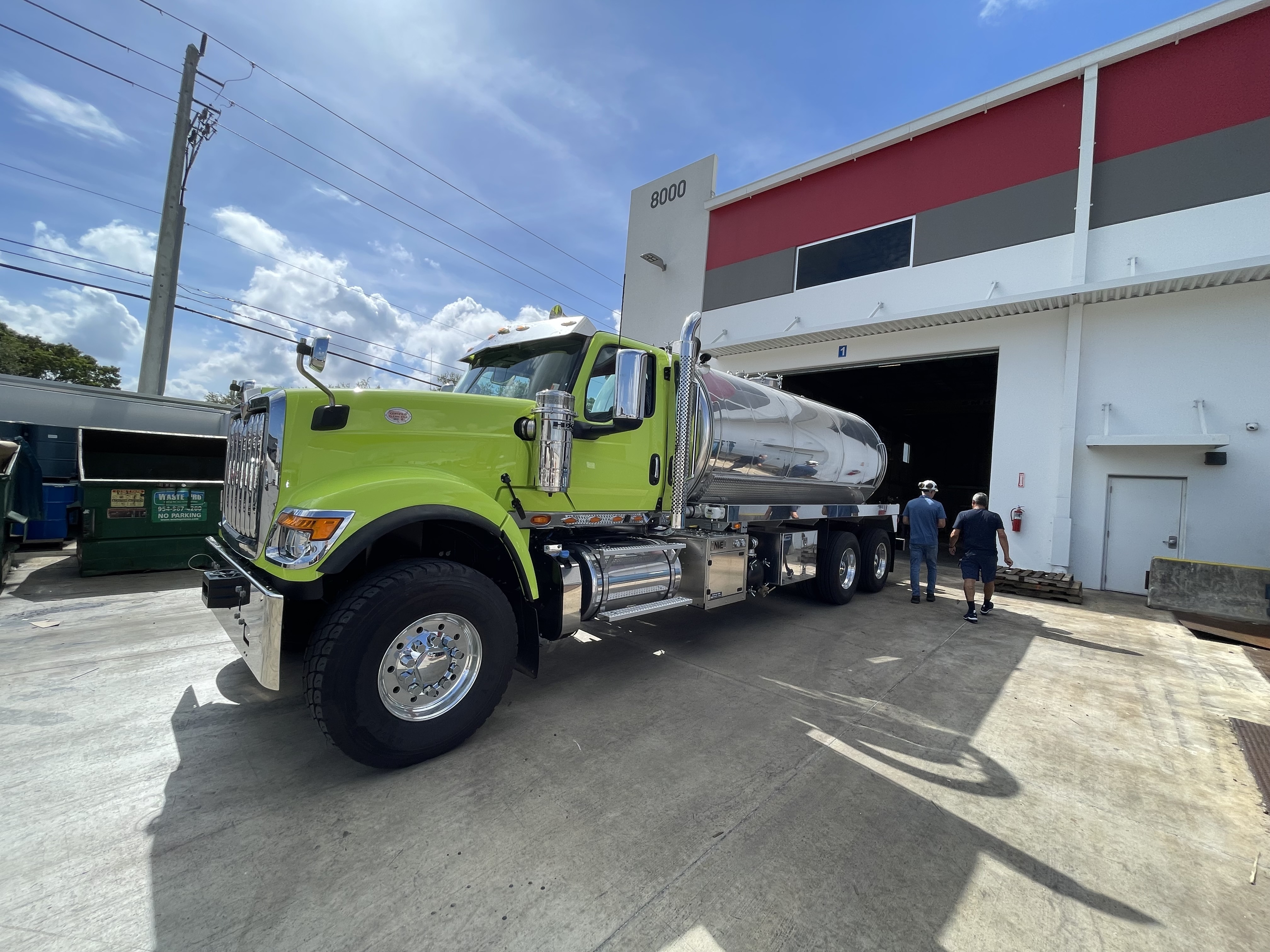 2026 INTERNATIONAL HX520 in Miami, FL
