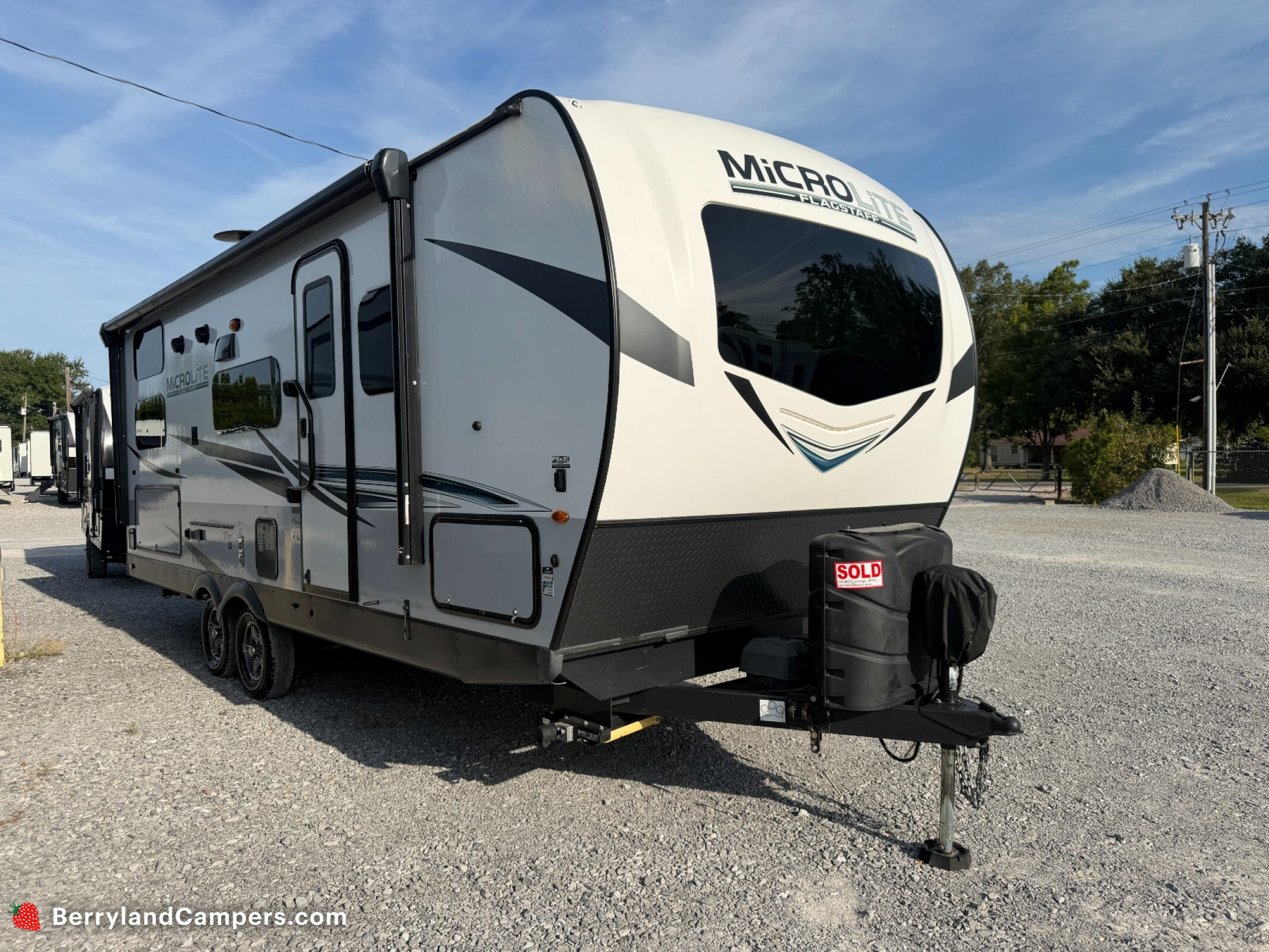 2022 Forest River Flagstaff Micro Lite 25BRDS in holden LA