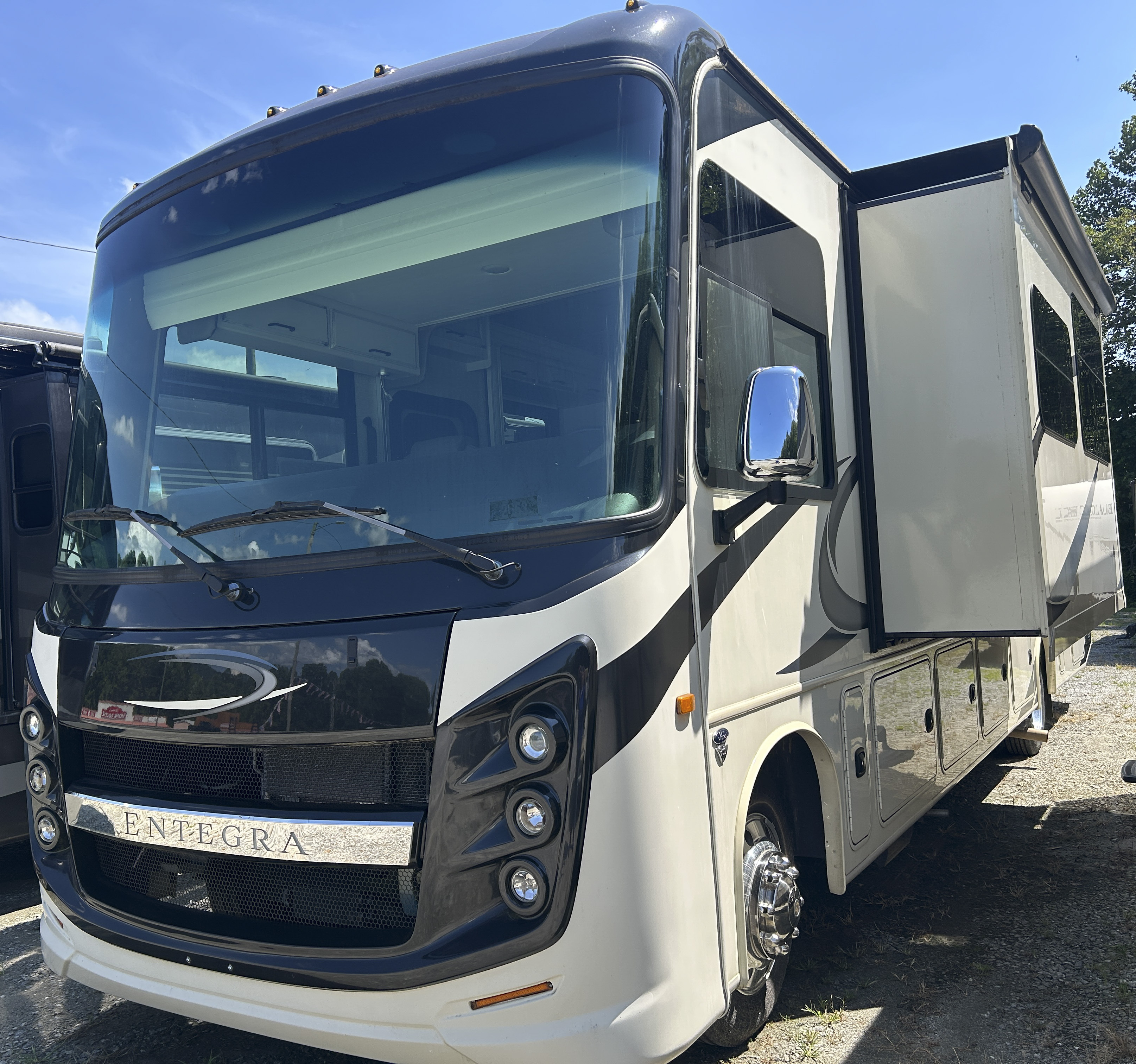 2022 Entegra Coach VISION XL 34G in otto NC