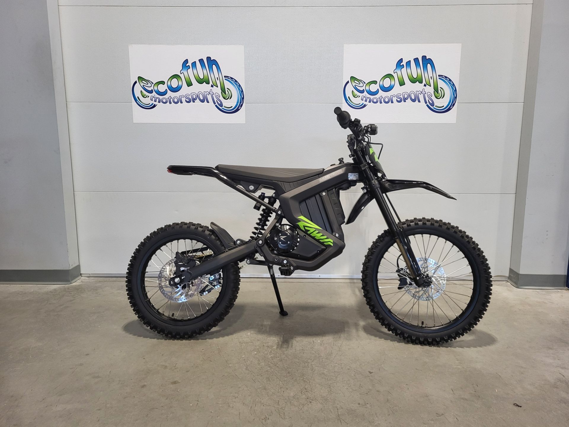 2025 Rawrr Mantis X Pro Electric Dirt Bike in Forest Lake, MN