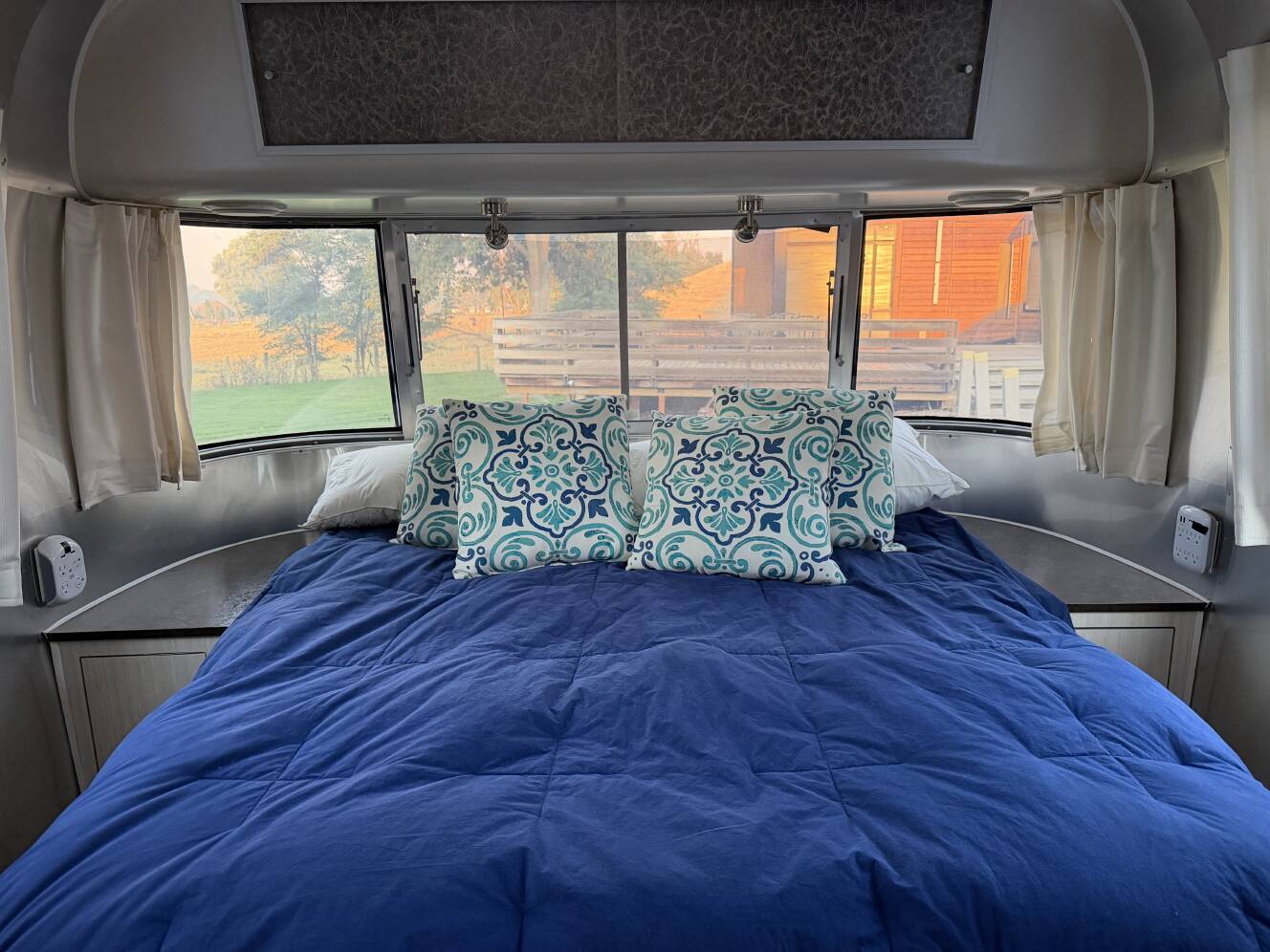 A photo of this 2012 Airstream INTERNATIONAL SERENITY 28RB