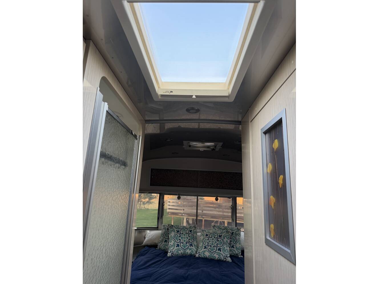 A photo of this 2012 Airstream INTERNATIONAL SERENITY 28RB