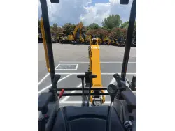 2026 JCB 25Z-1