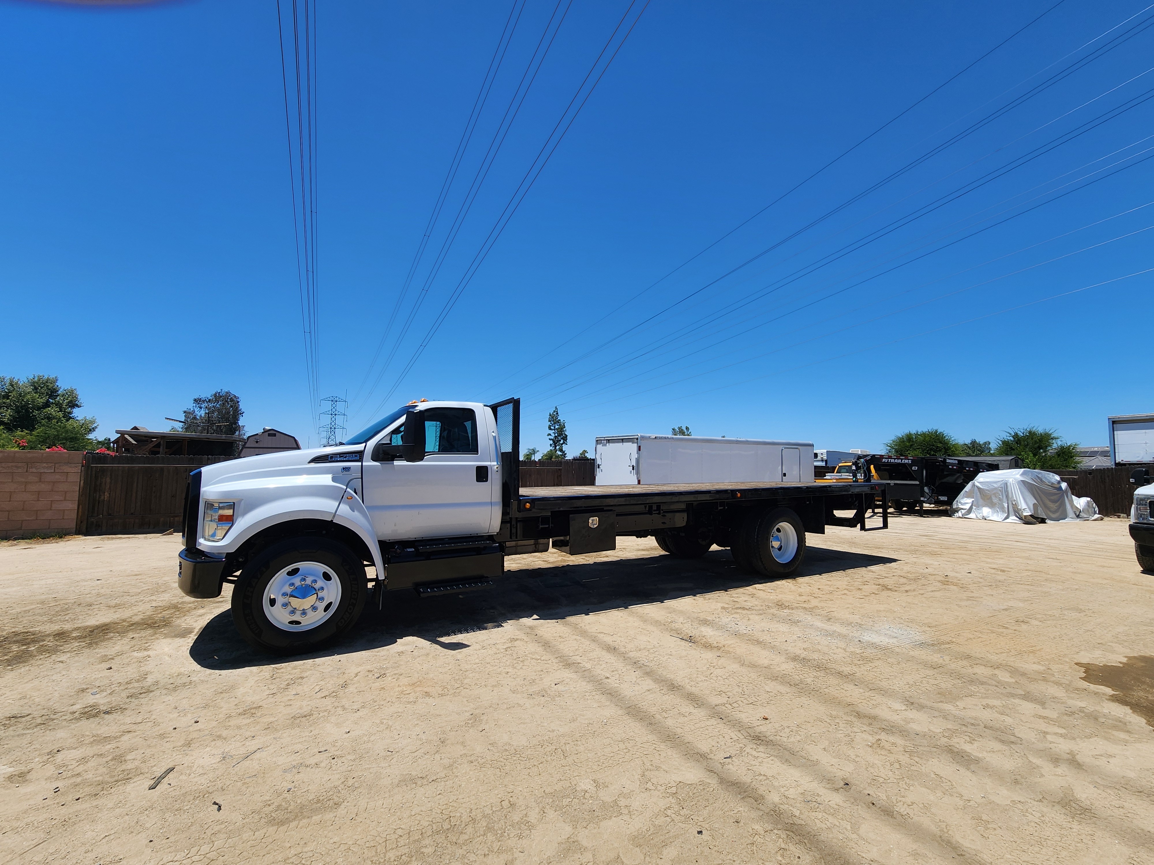 2017 FORD F750 SD GAS STRAIGHT FRAME SD GAS STRAIGHT FRAME in Bakersfield, CA