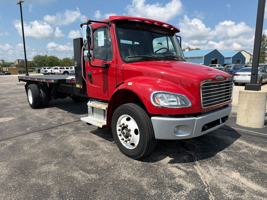 2018 FREIGHTLINER BUSINESS CLASS M2 106 in Waterloo, IA