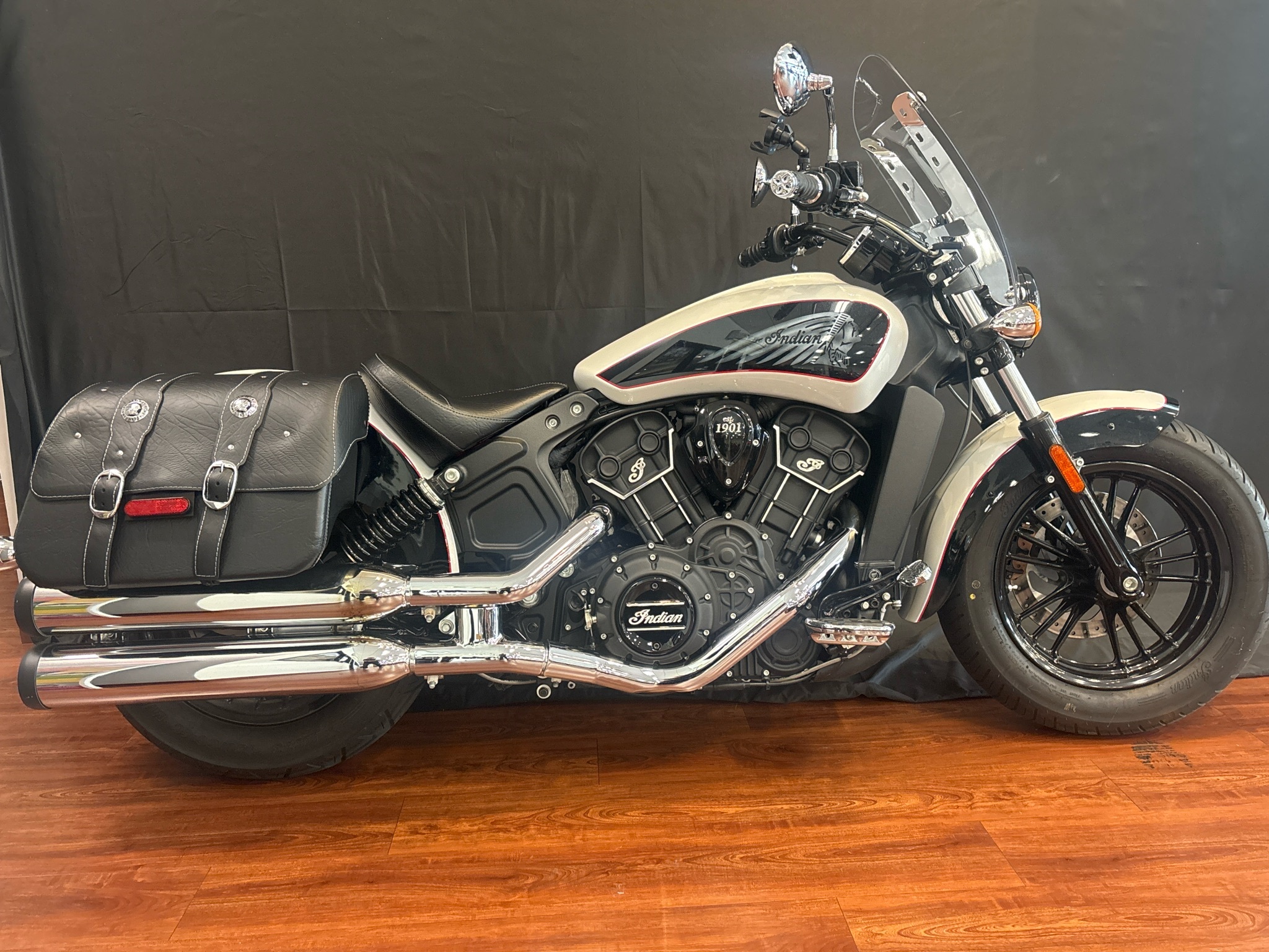 2016 Indian Motorcycle Scout® Sixty SIXTY in De Pere, WI