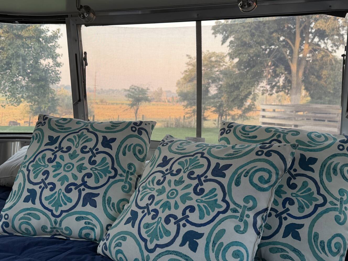 A photo of this 2012 Airstream INTERNATIONAL SERENITY 28RB