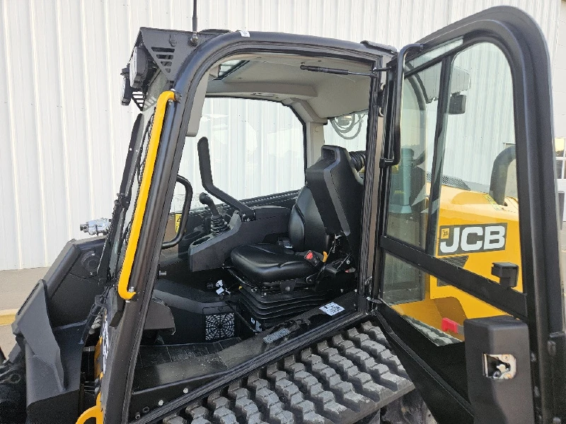 2026 JCB 3TS-8T