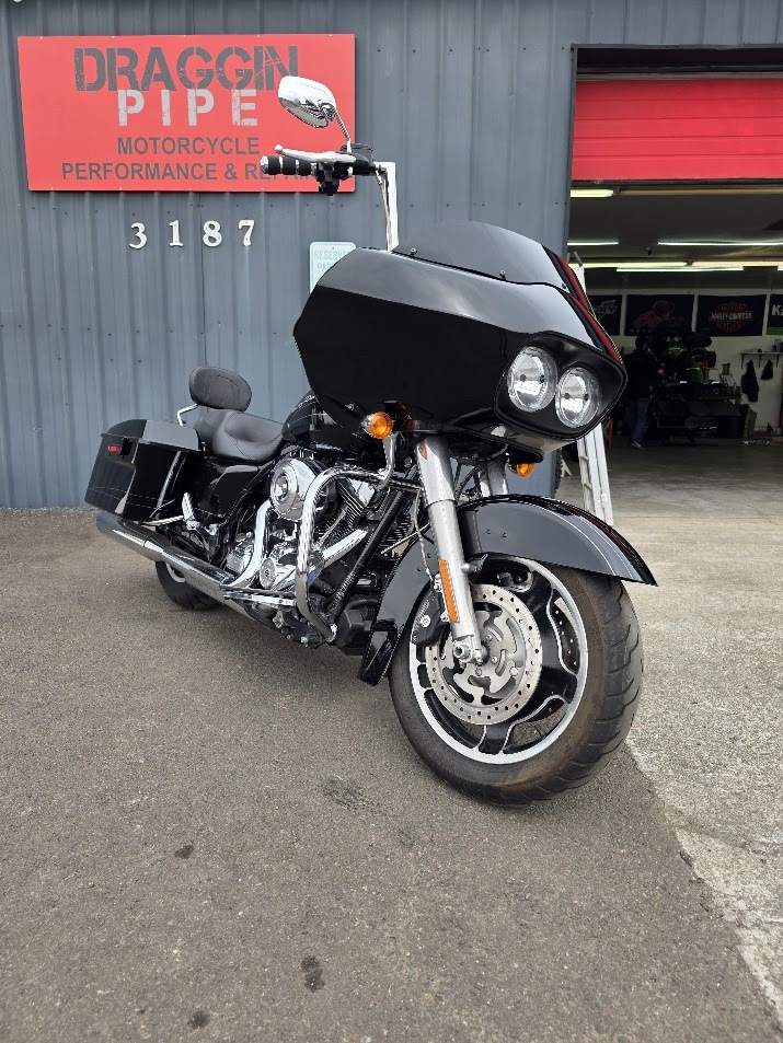 2013 Harley-Davidson ROAD GLIDE CUSTOM CUSTOM in Hubbard, OR