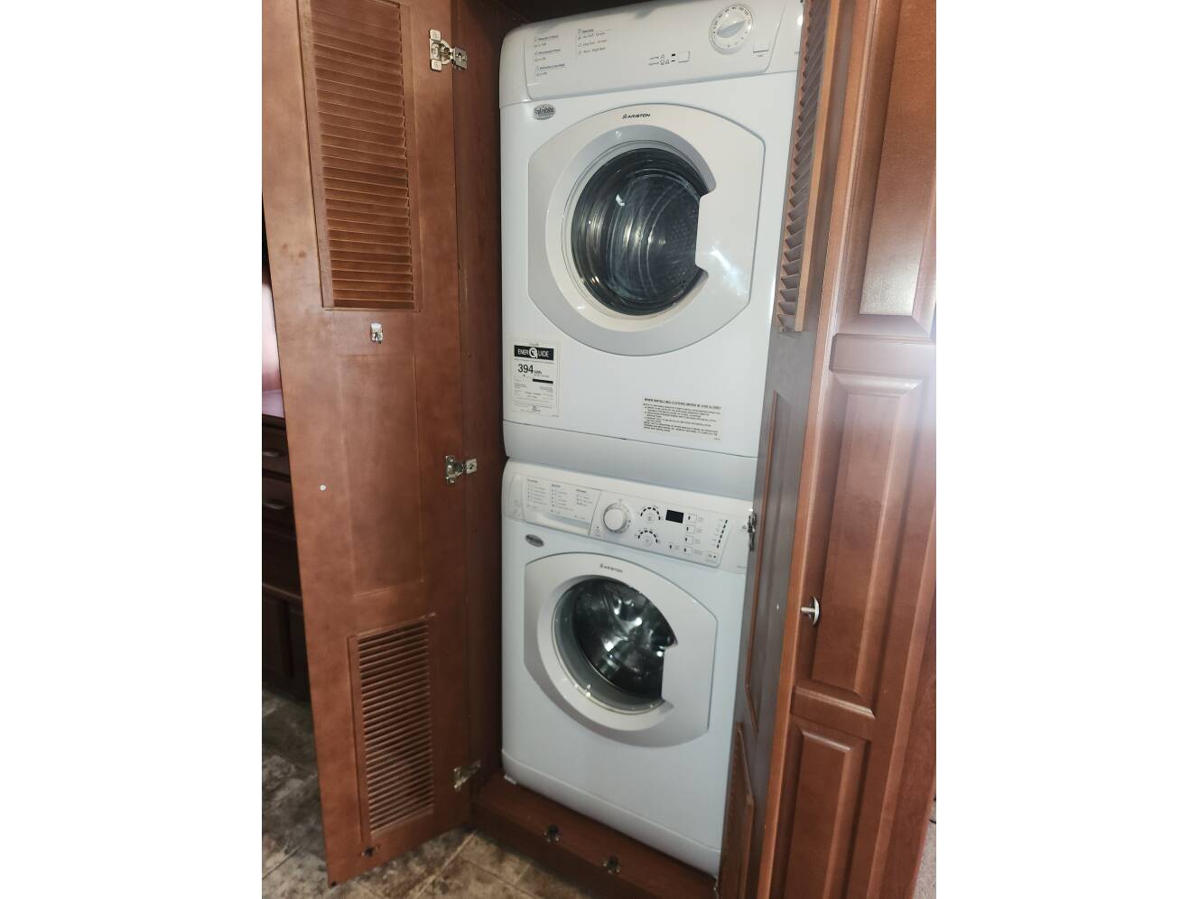 A photo of this 2013 Thor Motor Coach PALAZZO 36 1