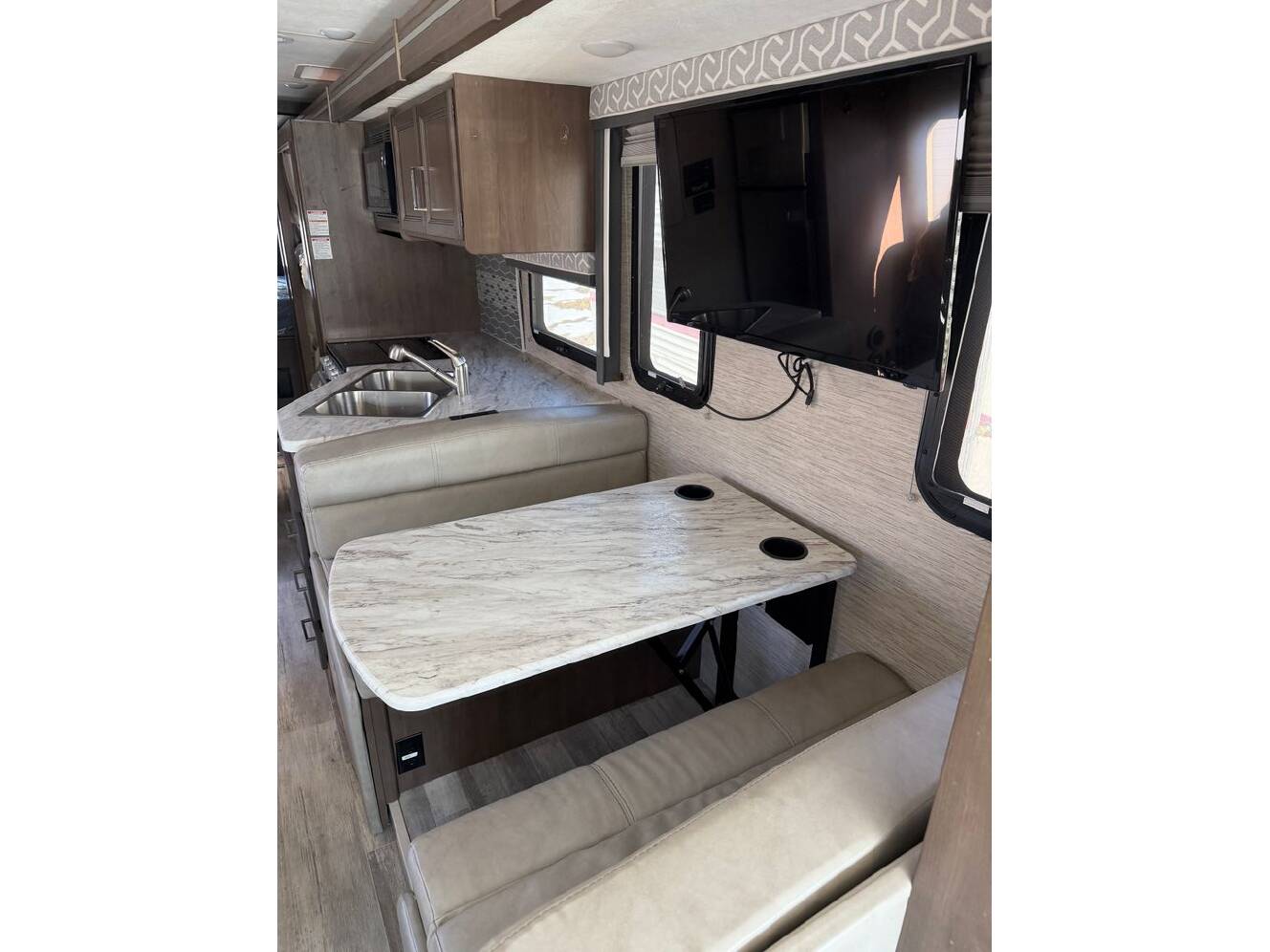 A photo of this 2022 Thor Motor Coach Freedom Traveler 32A