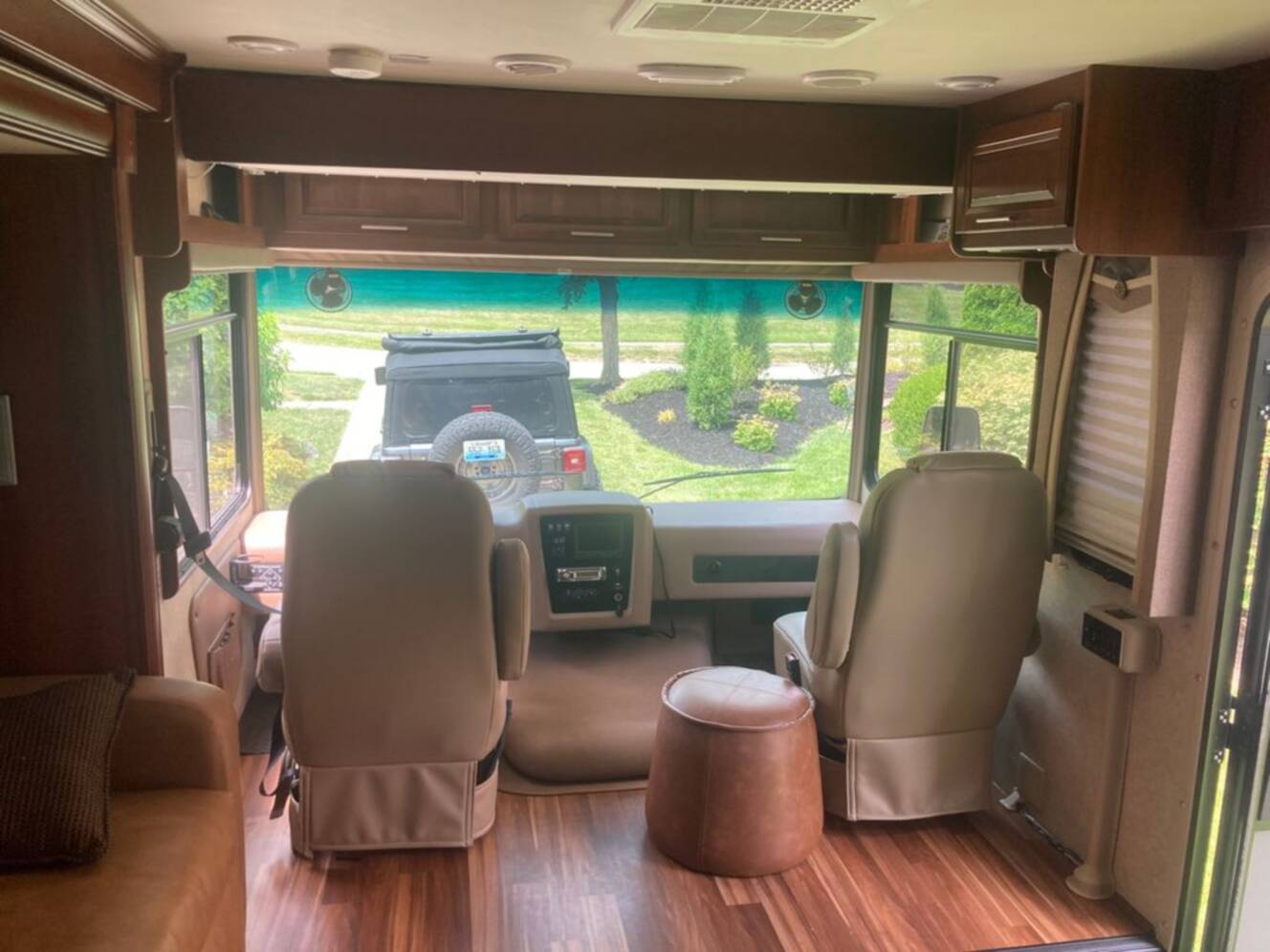 A photo of this 2015 Forest River Georgetown 328TS