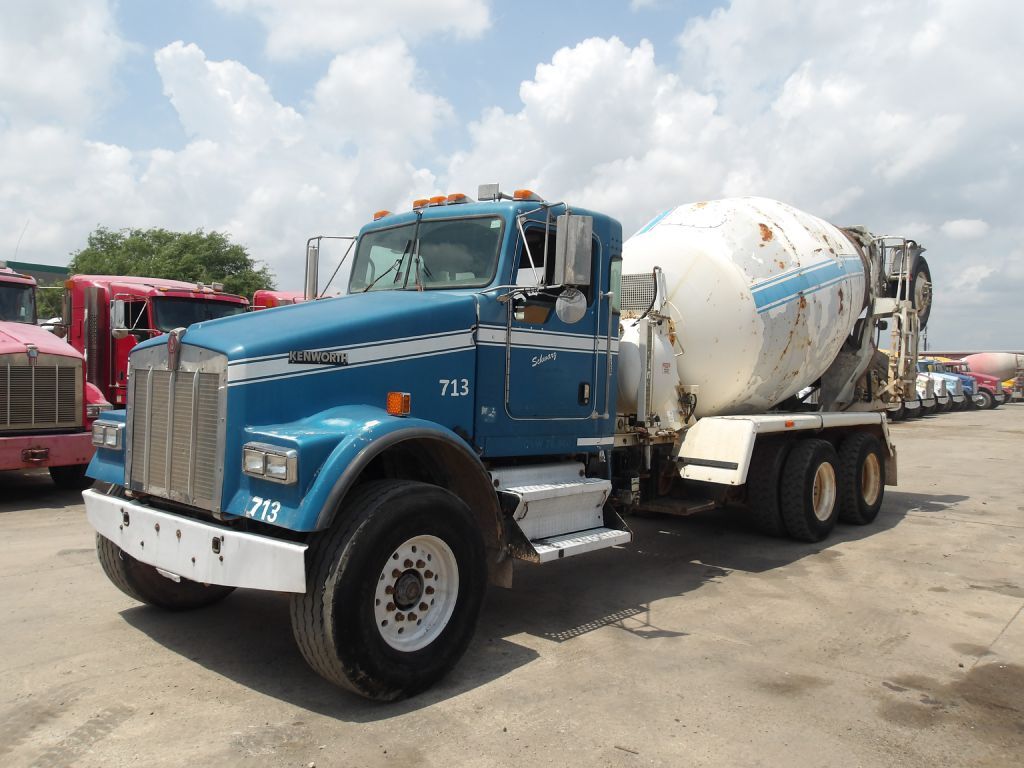 2007 KENWORTH W900 in Houston, TX