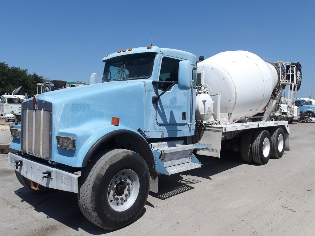 2007 KENWORTH W900 in Houston, TX