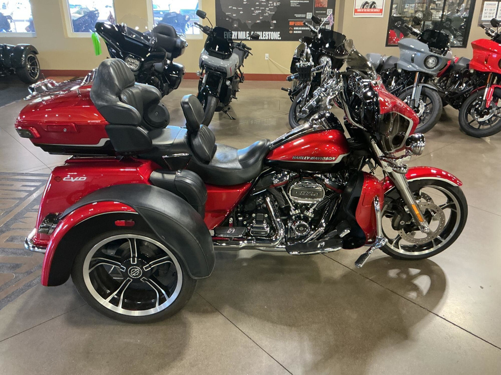 2021 Harley-Davidson Trike CVO Tri Glide CVO in Peoria, AZ