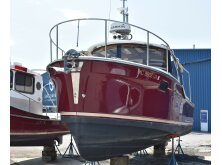 Time to Change Your Boating Style? 4 Types of Boats For Slowing Down image
