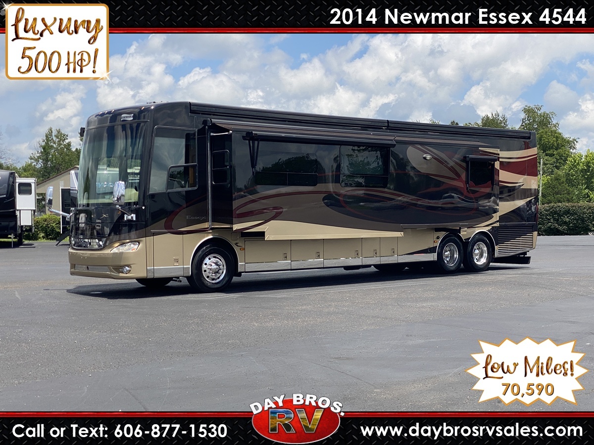 2014 Newmar Essex 4544 in london KY