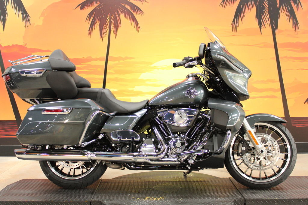 2026 Harley-Davidson® FLHXL - Street Glide® Limited LIMITED in Ormond Beach, FL