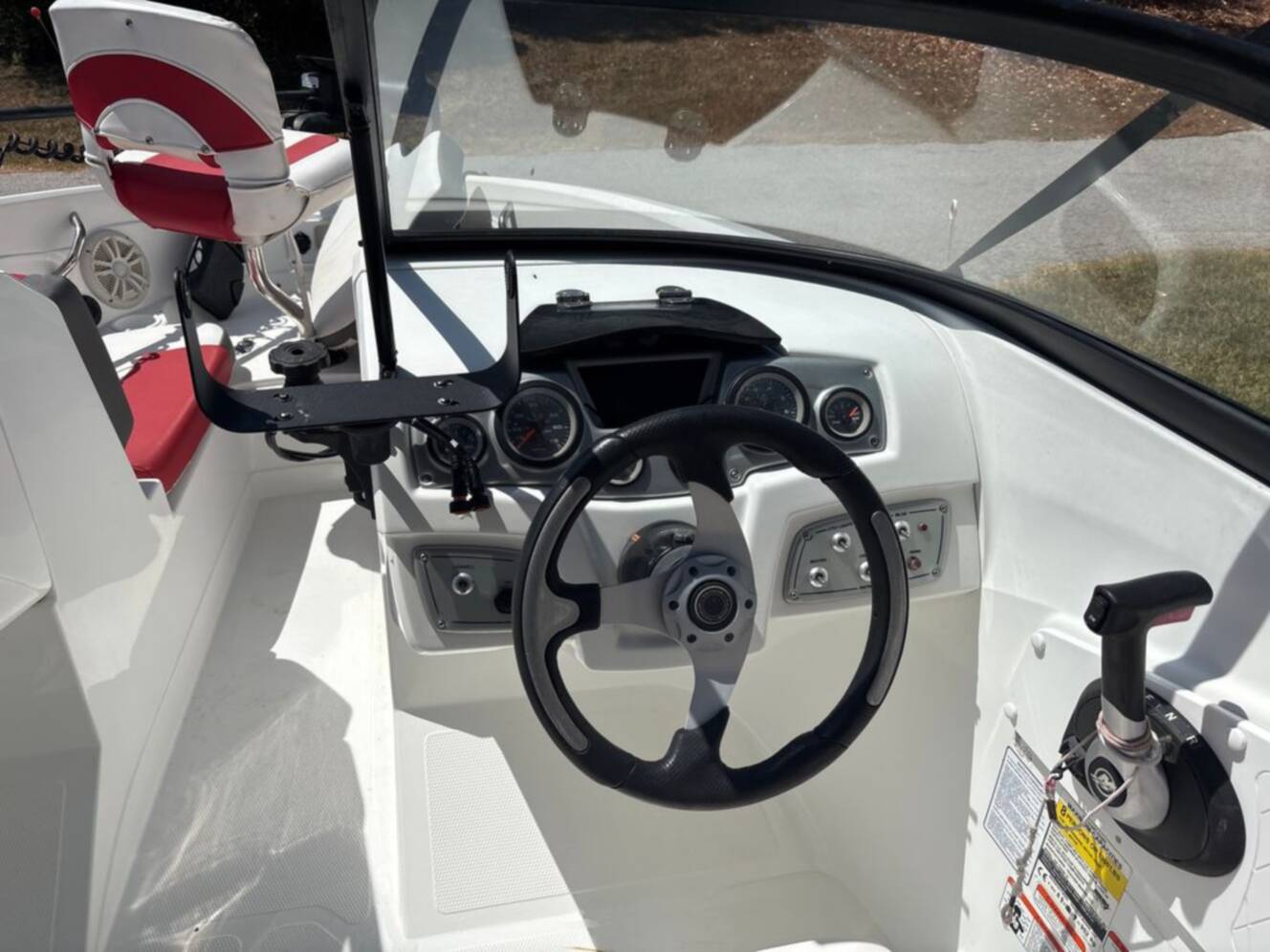 A photo of this 2018 Tahoe 550 TF
