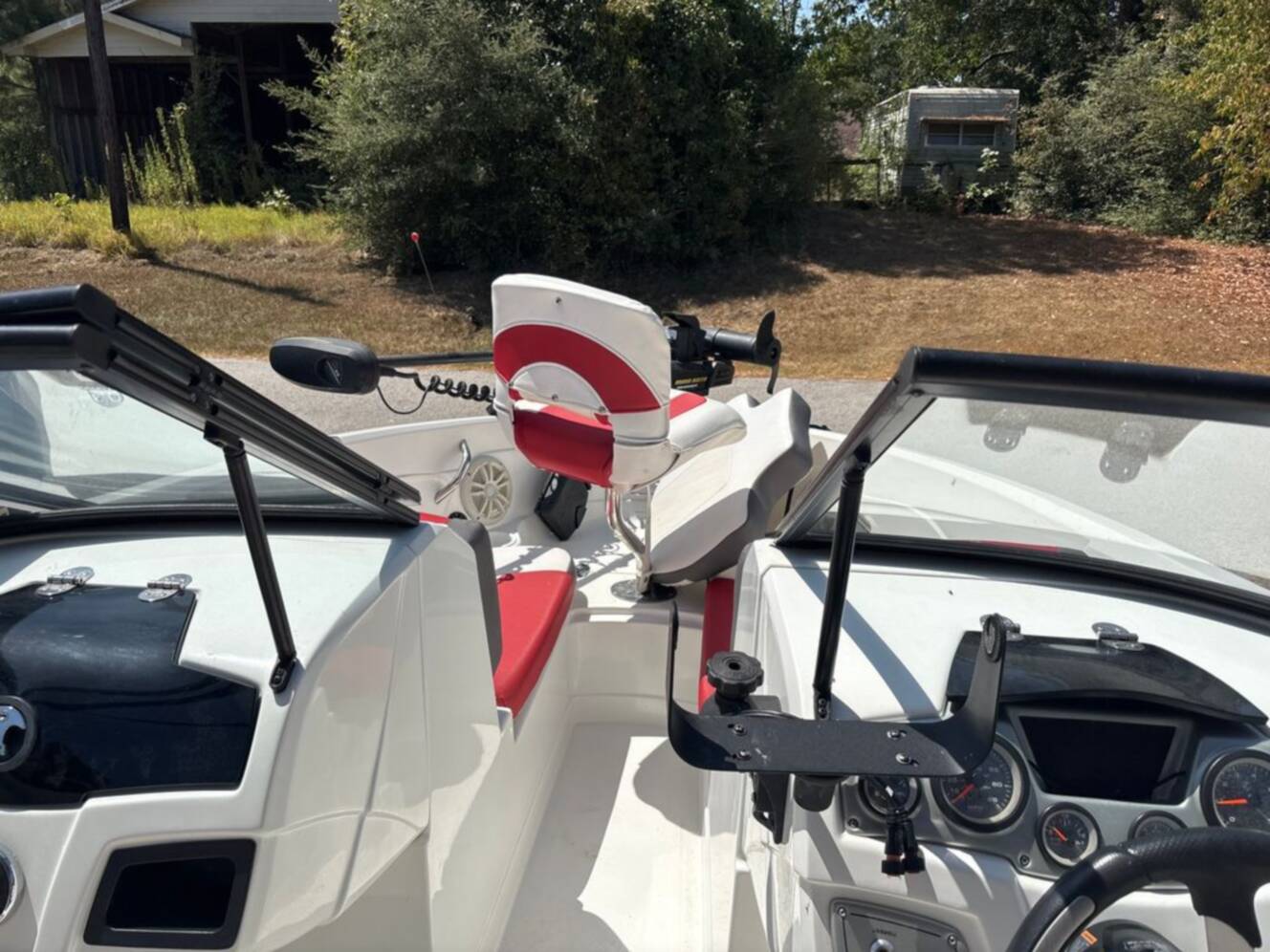 A photo of this 2018 Tahoe 550 TF