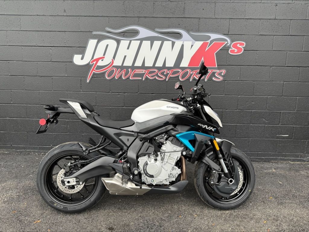 2026 CFMOTO 675NK 675 in Bedford, OH